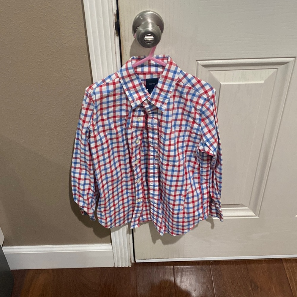 Gap boys shirt size s 6-7 used once